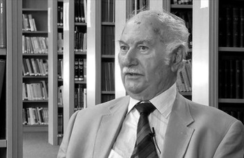 Medzihradszky Kálmán-Díj